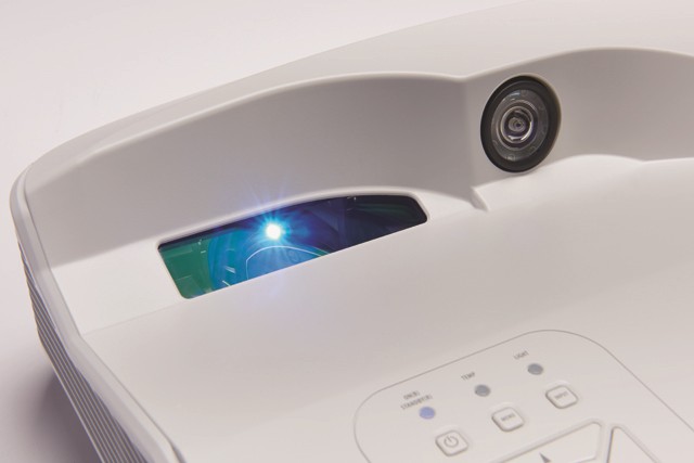 Christie Captiva DUW350S 1DLP ultra short throw projector | 140-011103-XX