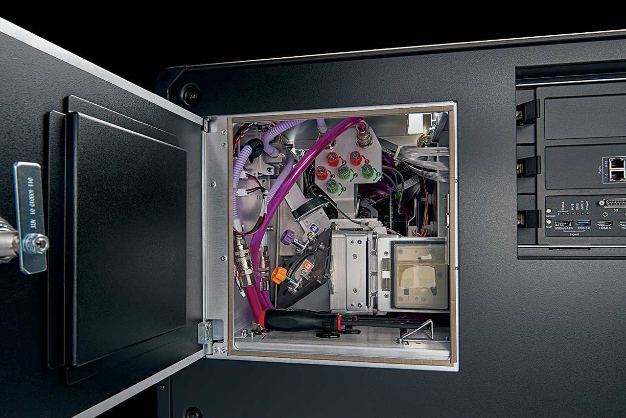 Christie CP4325-RGB pure laser cinema projector | 163-001102-XX