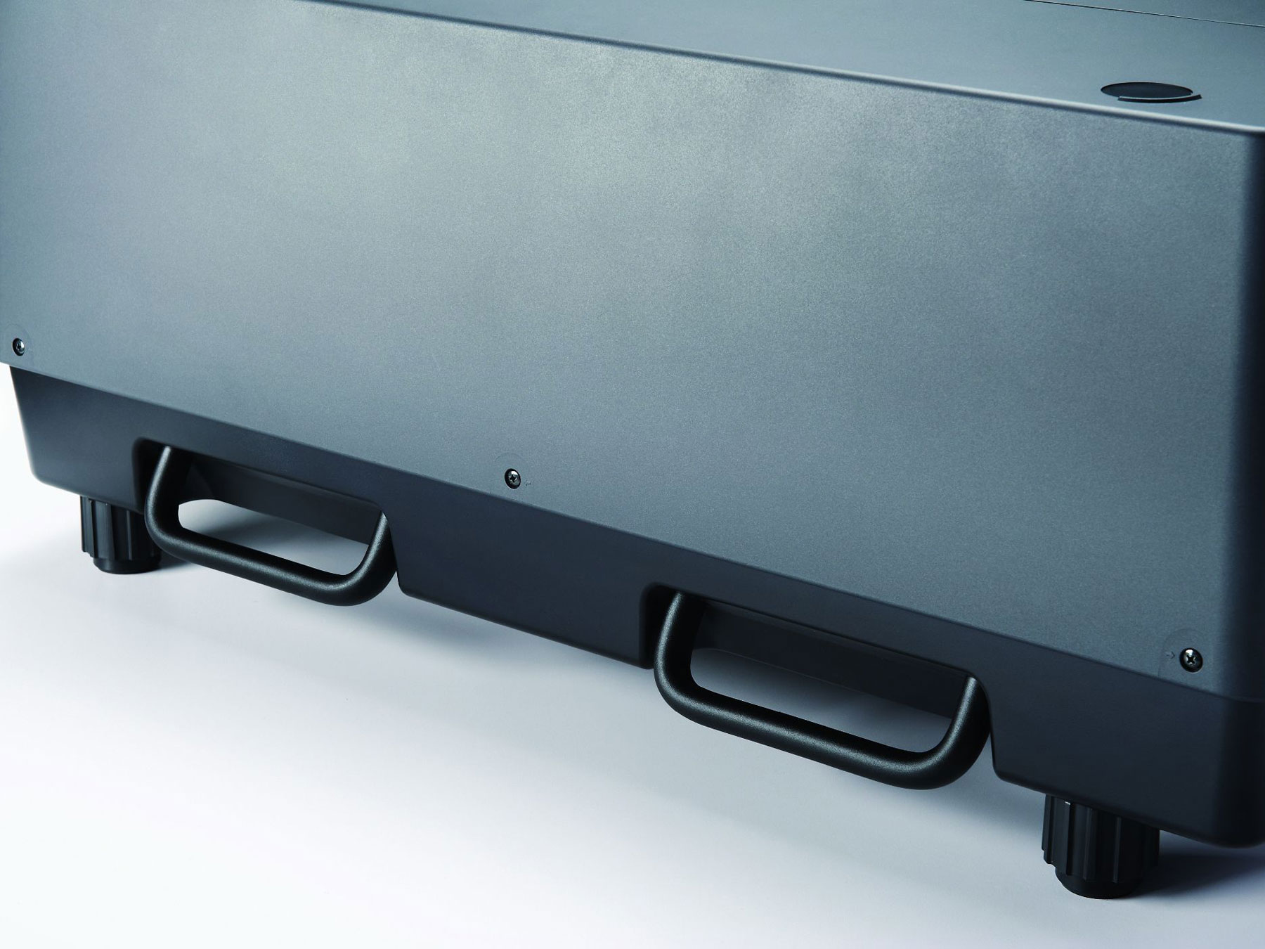 Christie L2K1500 LCD 2K Projector | 103-032106-XX