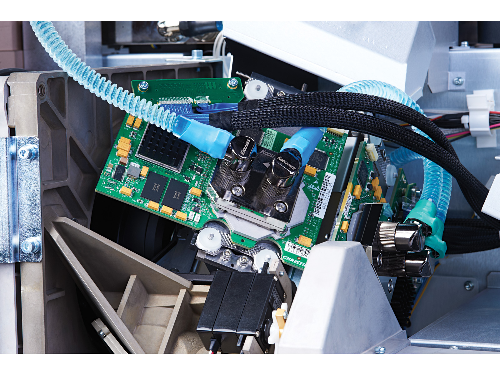 Christie Mirage WU14K-J 3D 3DLP projector | 132-012126-XX