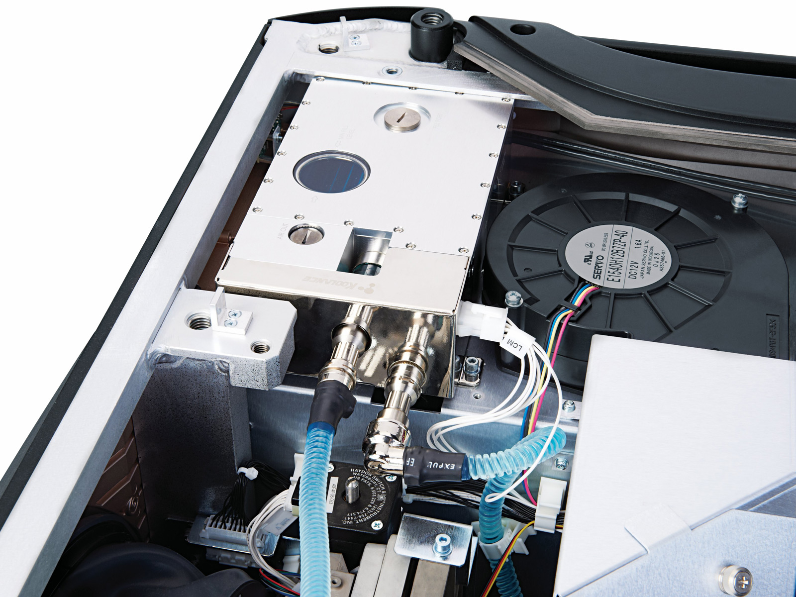 Roadster WU20K-J 3DLP projector | 132-018111-XX