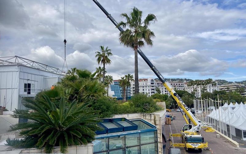 A crane constructing the Cannes Film Festival location