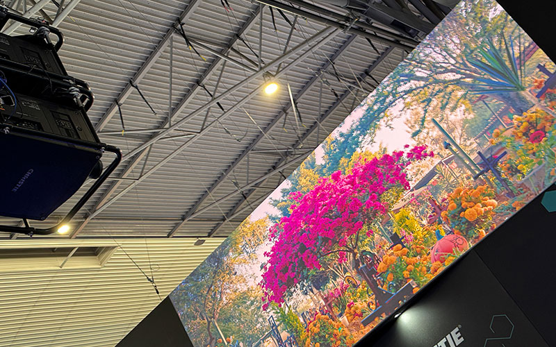 New Hybrid laser projection technology